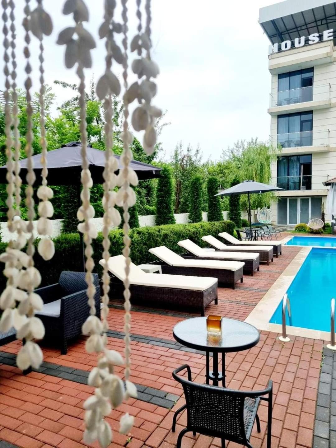 Отель New House Кобулети Экстерьер фото