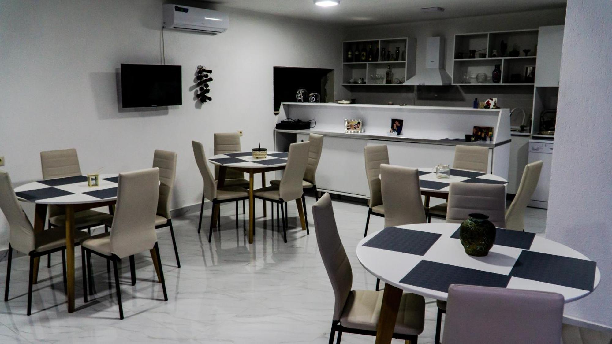 Отель New House Кобулети Экстерьер фото
